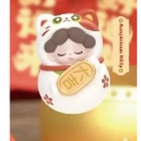 Auspicious Kitty, a collectible figure from the WENDY Luck Arrived Series Blind Bag series by DODO SUGAR