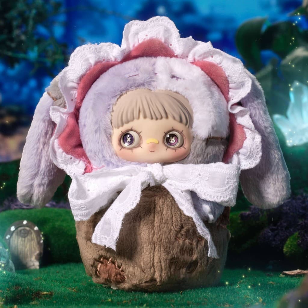 Morning Glory Bunny, a MayMei Symbiote Neverland Series figure