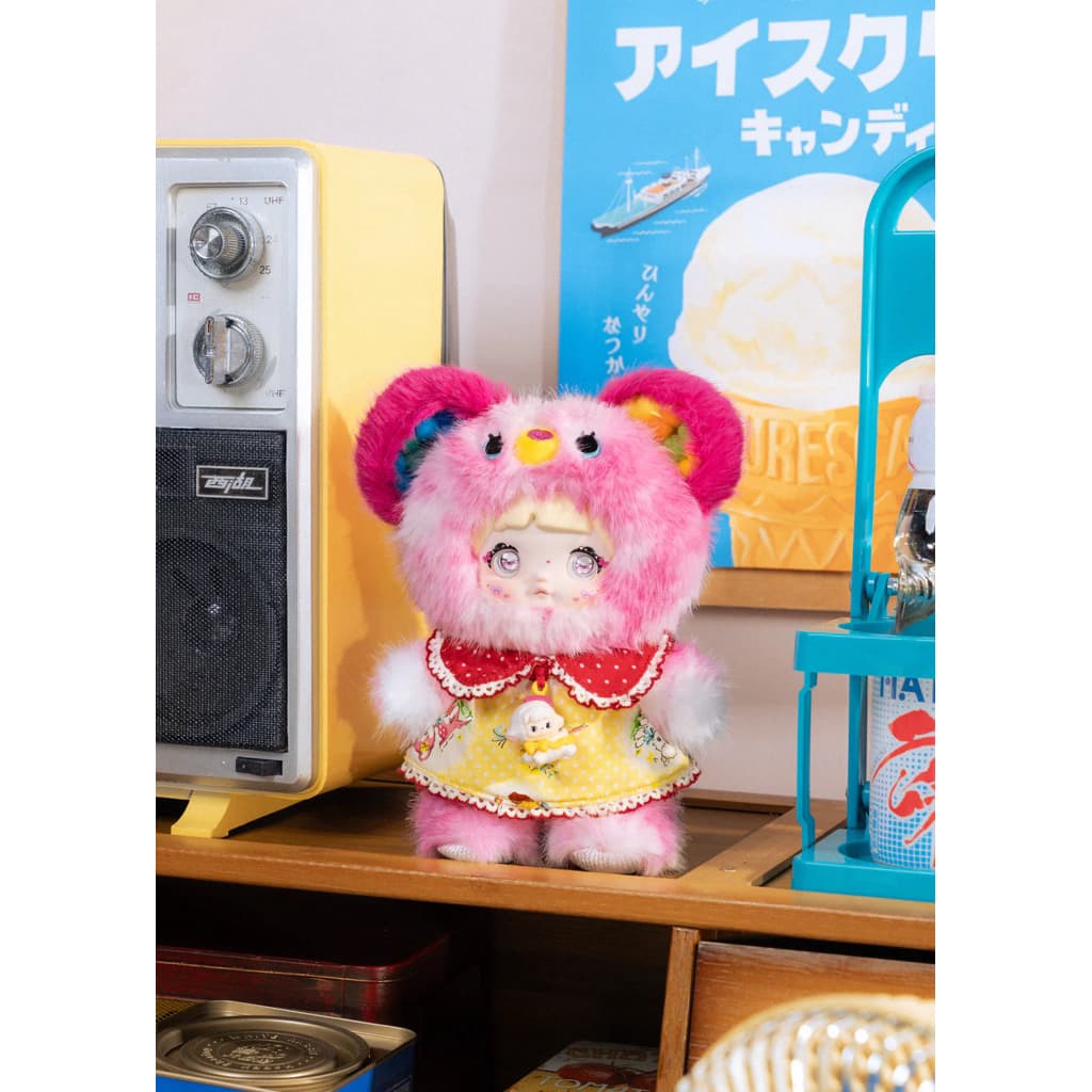 Bear Claw Machine, a About The Childhood figure