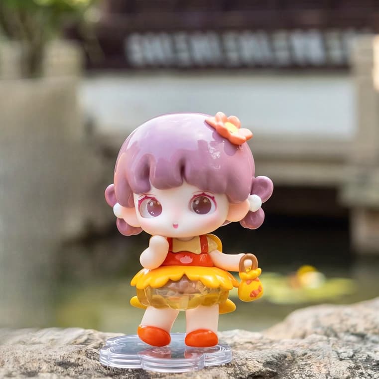 Lotus Glow, a Four Seasons Fireworks figure
