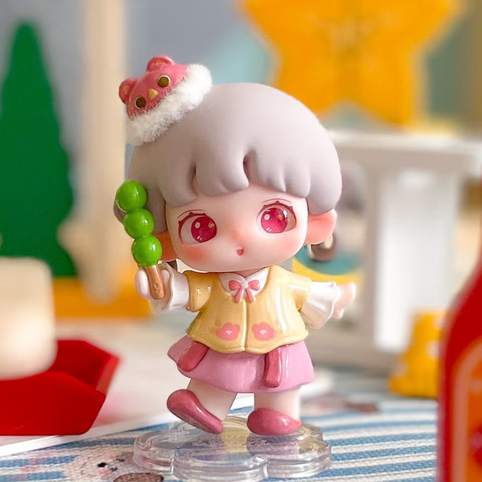 Peach Blossoms, a Four Seasons Fireworks figure