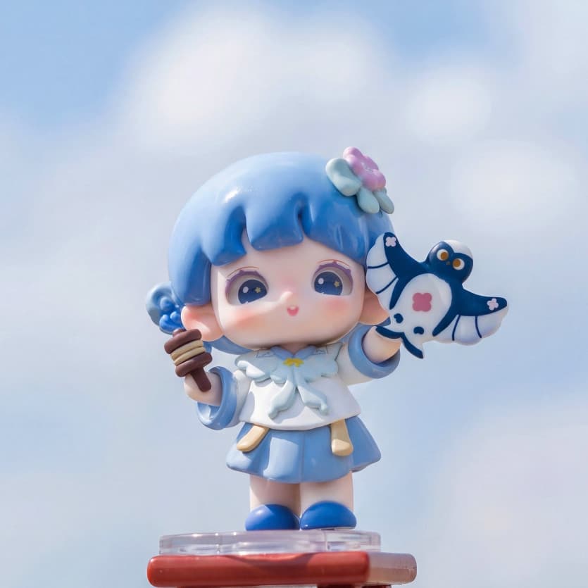 Skyglider, a Four Seasons Fireworks figure