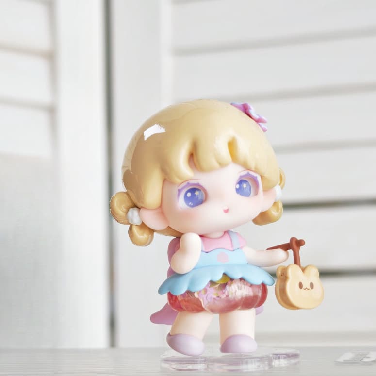 Star Fluff, a Four Seasons Fireworks figure