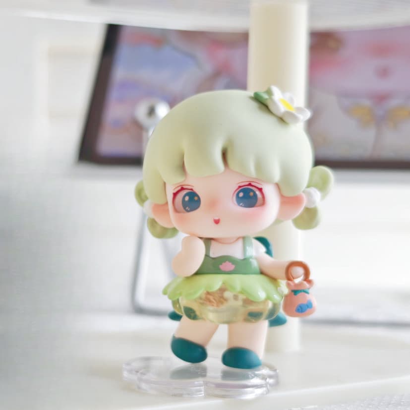 Sun Lotus, a Four Seasons Fireworks figure