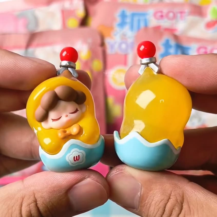 Caramel Pudding, a WENDY Got You Series Doll Ornament Gift Secret figure