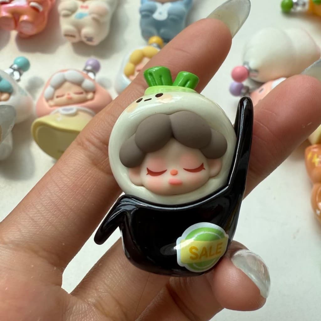 S - Fresh Onion, a WENDY Got You Series Doll Ornament Gift Secret figure