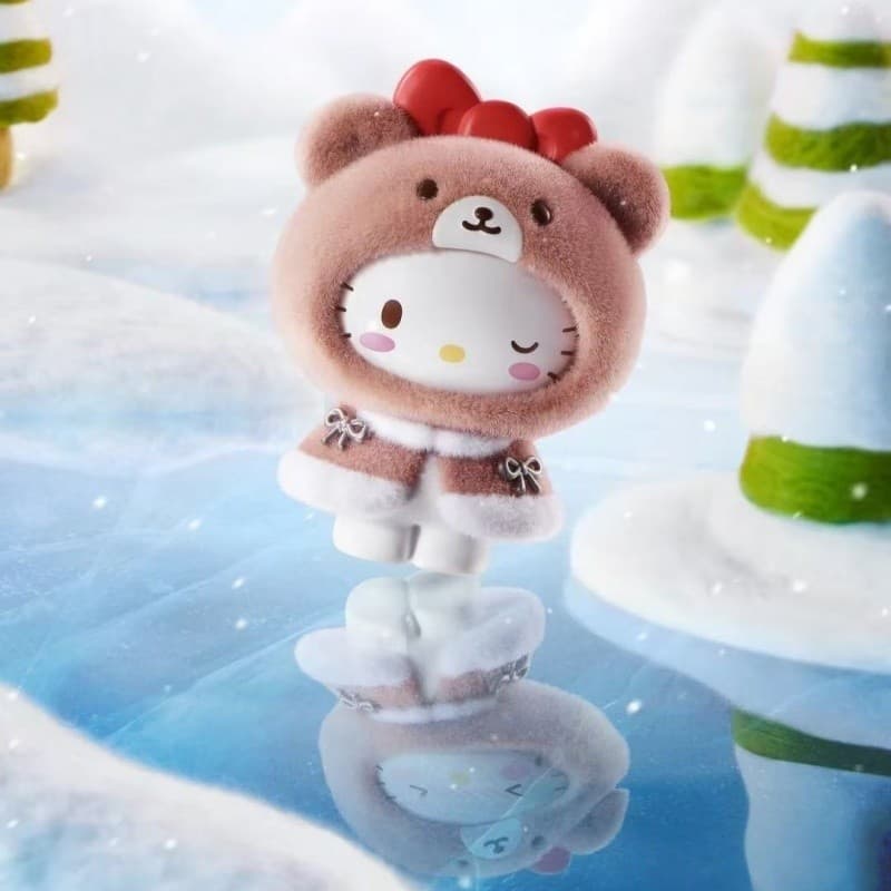 Hello Kitty in Bear Cape