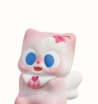 Cherry Pudding, a Snacky Paws figure
