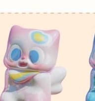 Cotton Candy, a Snacky Paws figure