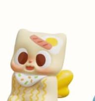 Instant Noodles, a Snacky Paws figure