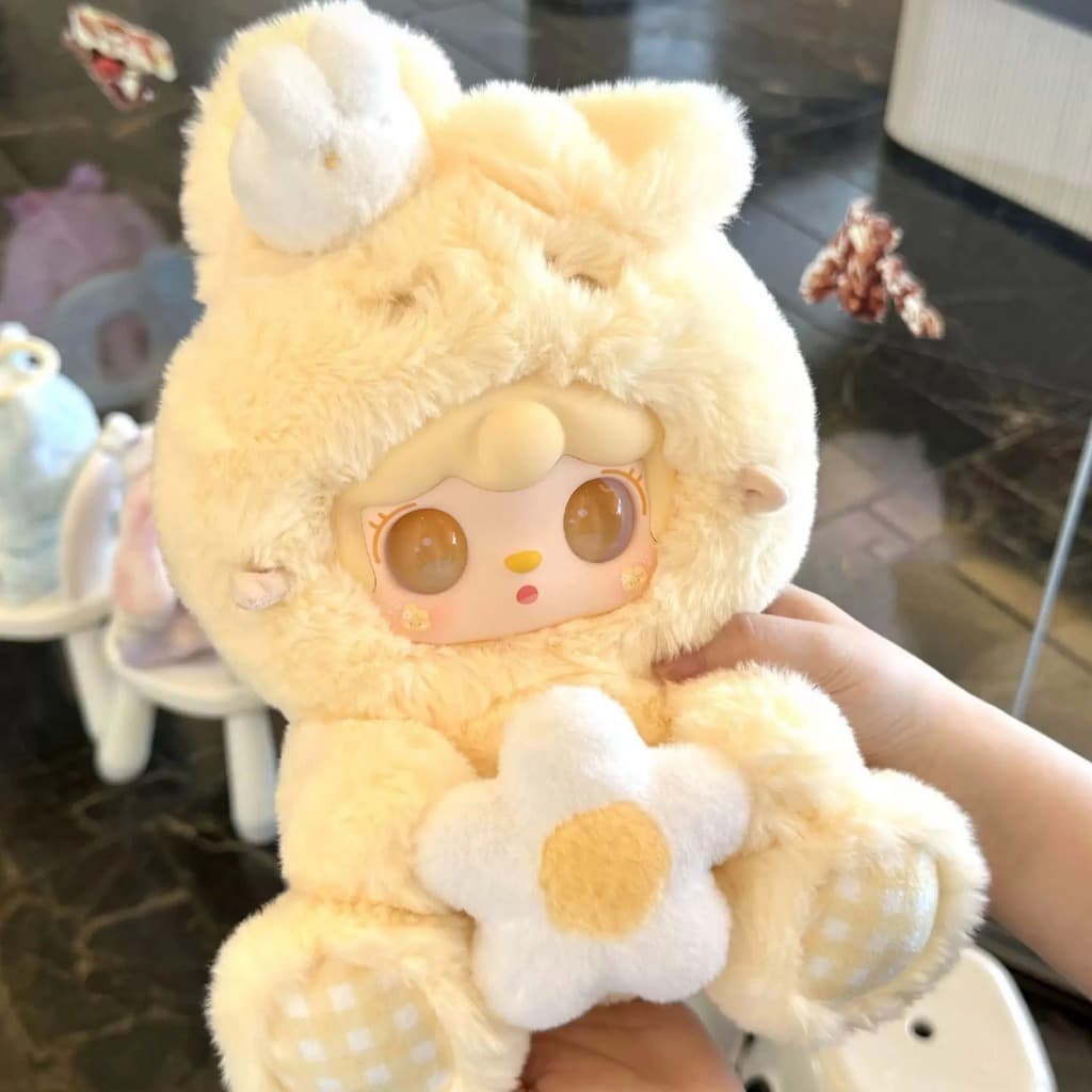 Dazed Bunny, a collectible figure from the YOOKI 400% V3 Versatile Idol Series Plush Doll Toy Kids Toy Gift series by YOOKI